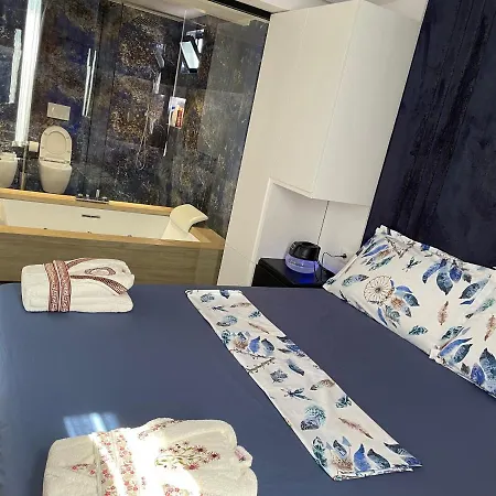 Perla Luxury Penthouse Lägenhet Tirana