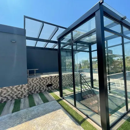 Perla Luxury Penthouse 아파트