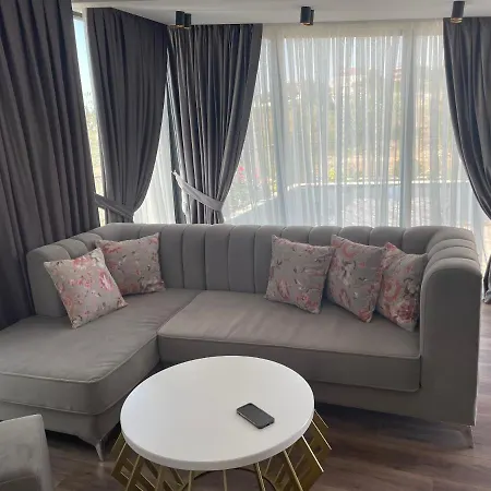 דירה Perla Luxury Penthouse